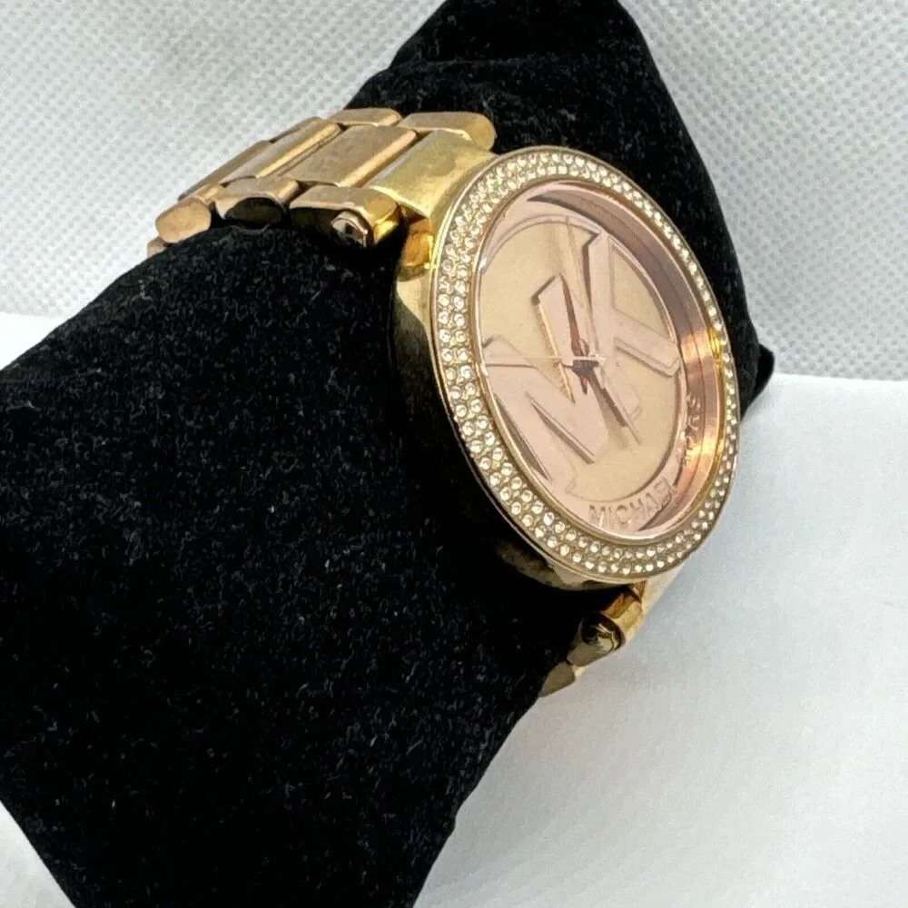Michael Kors Parker MK5865 Women Rose Gold Analog Dial Quartz Wrist Watch JNA407